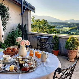 Bed & Breakfast Six Chandelles M'etaient Comptees France