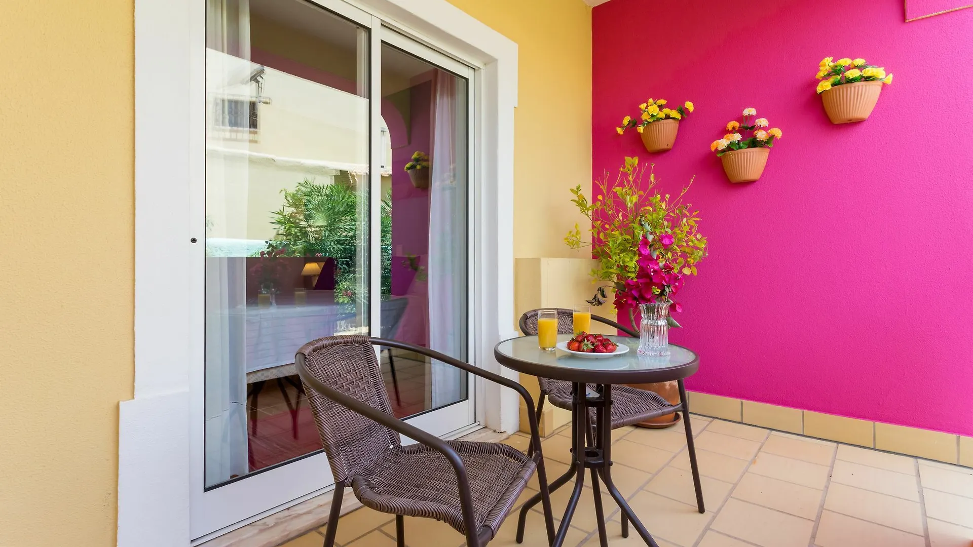 Guest house Vila Graciosa - Tranquility Oasis Lagos